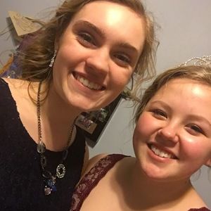 Meet your Posher, Hannah